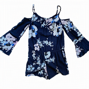 𝅺navy Floral Print Cold Shoulder Bell Sleeve Romper